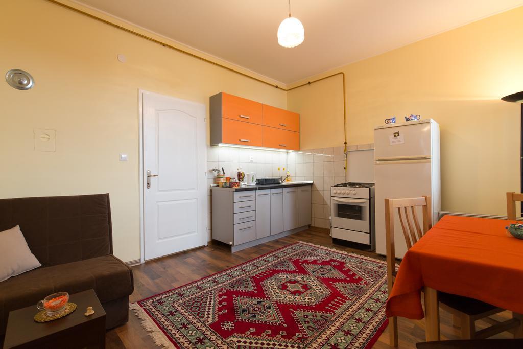 Apartment Honey Free Parking Sarajevo Eksteriør billede