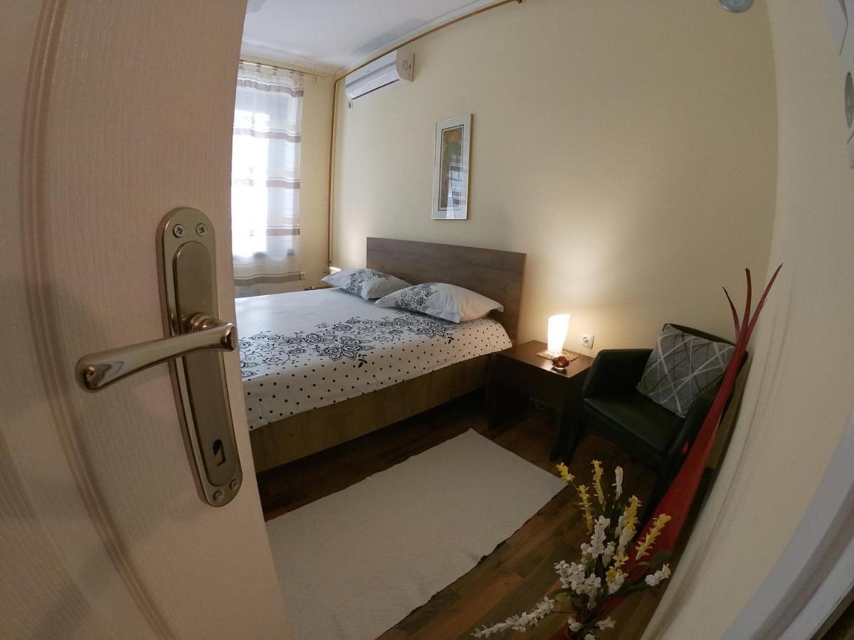 Apartment Honey Free Parking Sarajevo Eksteriør billede